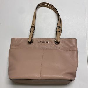 Michael Kors Jet set Medium pebbled leather Tote ballet pink